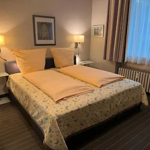 Am Ehrenhof 2*, Düsseldorf Duitsland