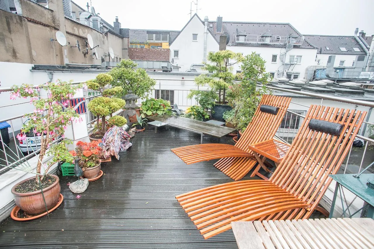 Bed & Breakfast Apartement Mit Dachterrasse - Bei Curth Klingen - Teilen Sie Uns Ihre Ankunfszeit Mit Düsseldorf